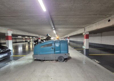 Nettoyage parking public Sannois (95)